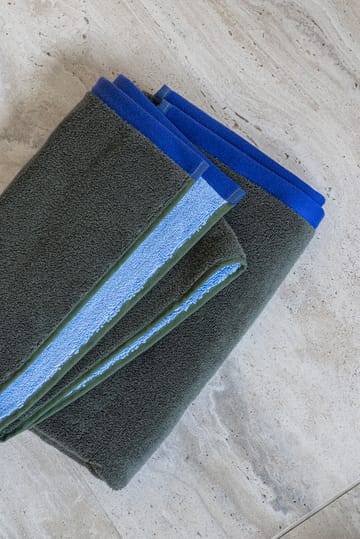Soft badhandduk 70x133 cm - Dark olive-light blue - Mette Ditmer