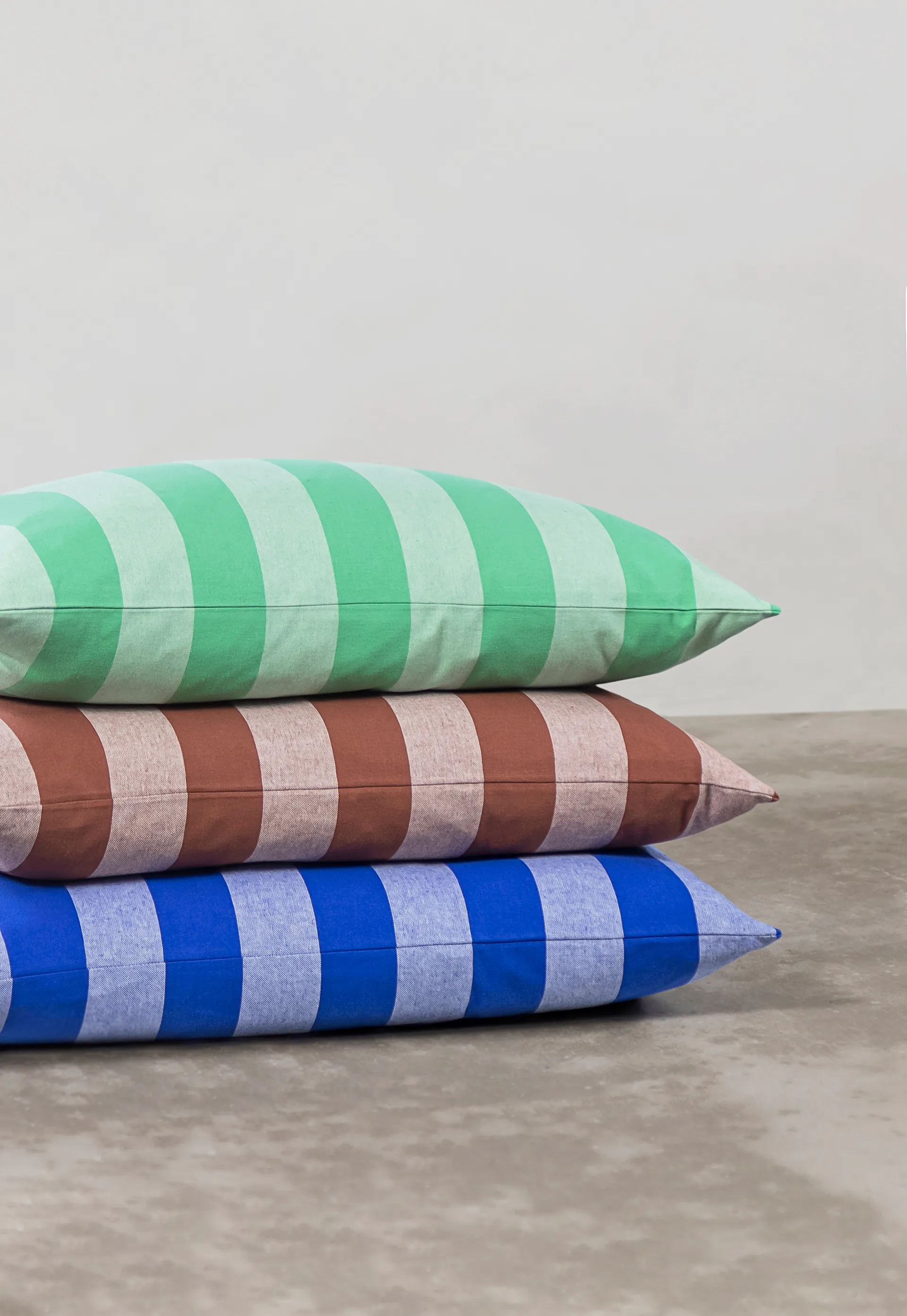 Stripes kudde 40x60 cm, Brown Mette Ditmer