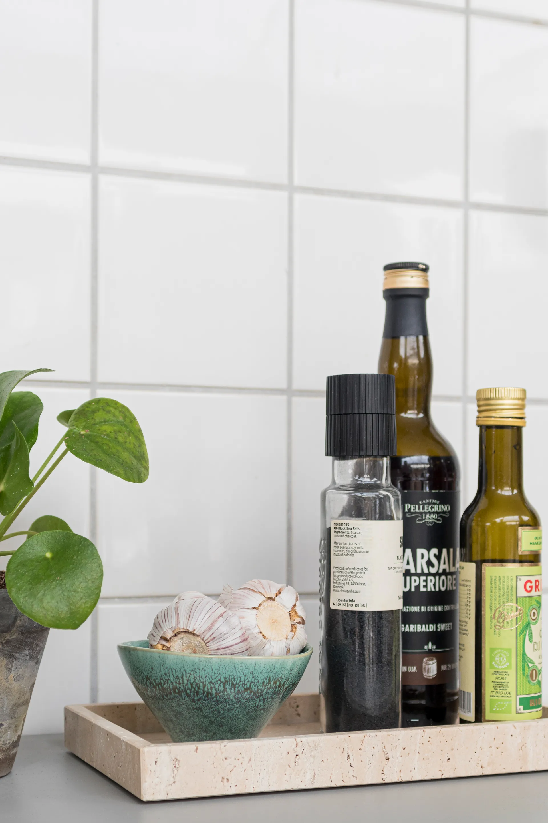 Travertine dekorationsbricka 16x31 cm, Linen Mette Ditmer