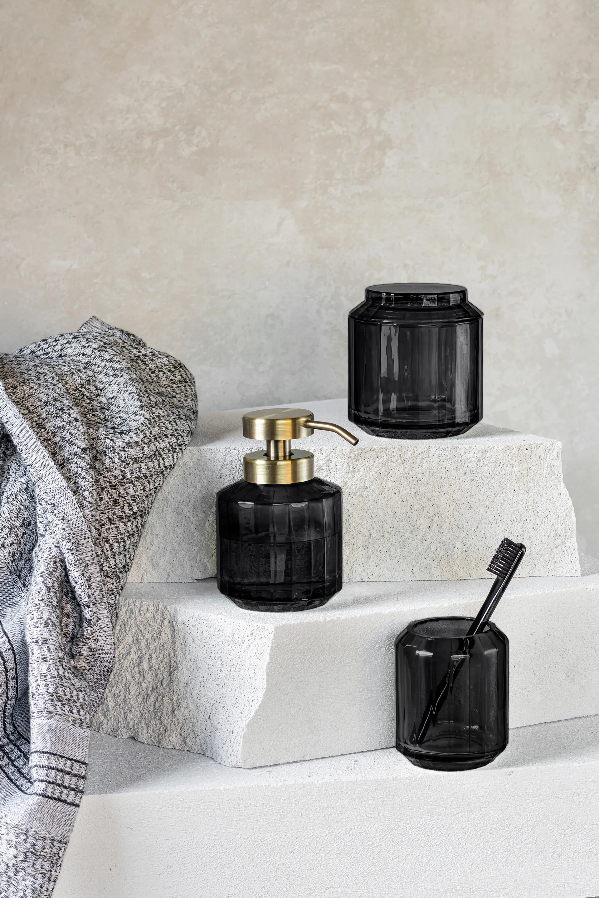 Vision tvålpump låg, Black Mette Ditmer