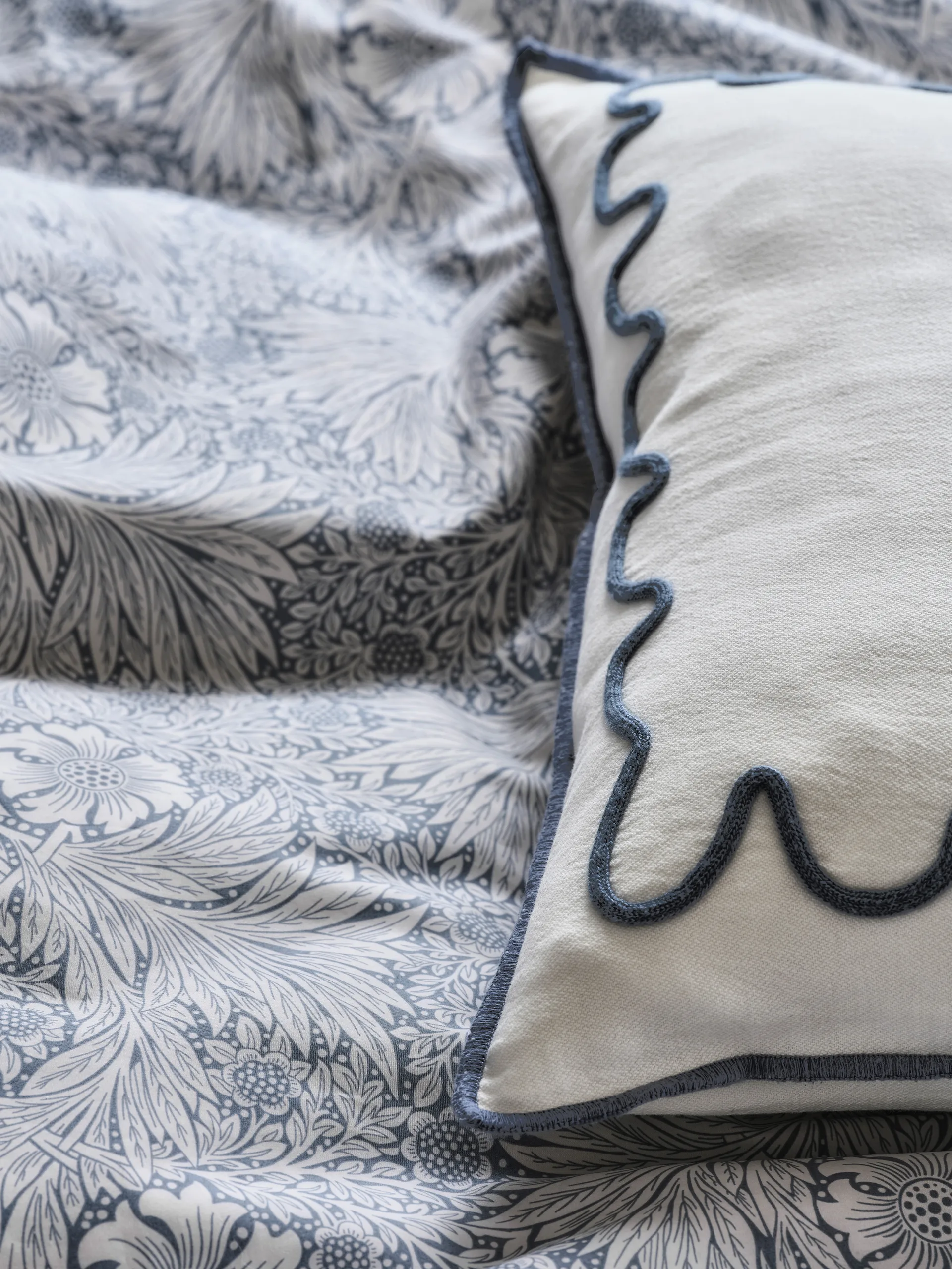 Morris & Co. Marigold Påslakan, Blå, 150x210 cm Mille Notti