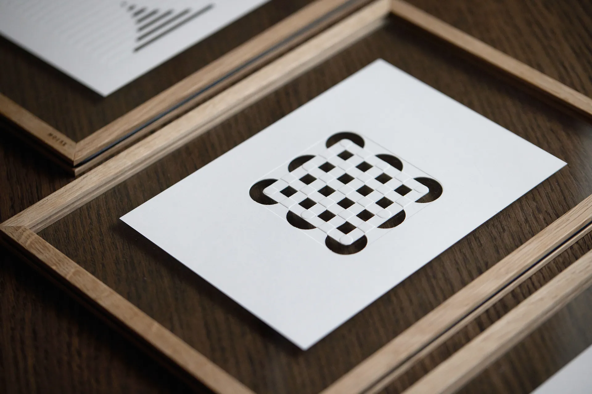 Relief konstverk circles & squares 14,8x21 cm, Off White MOEBE