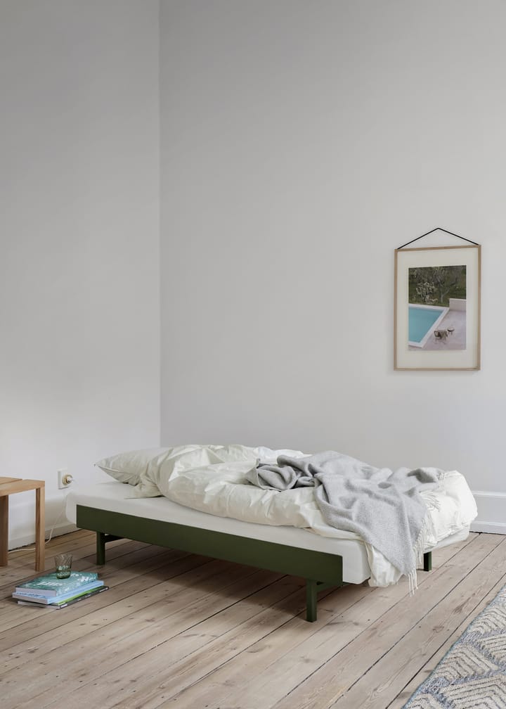 Säng med ribbotten 140 cm, Pine Green MOEBE