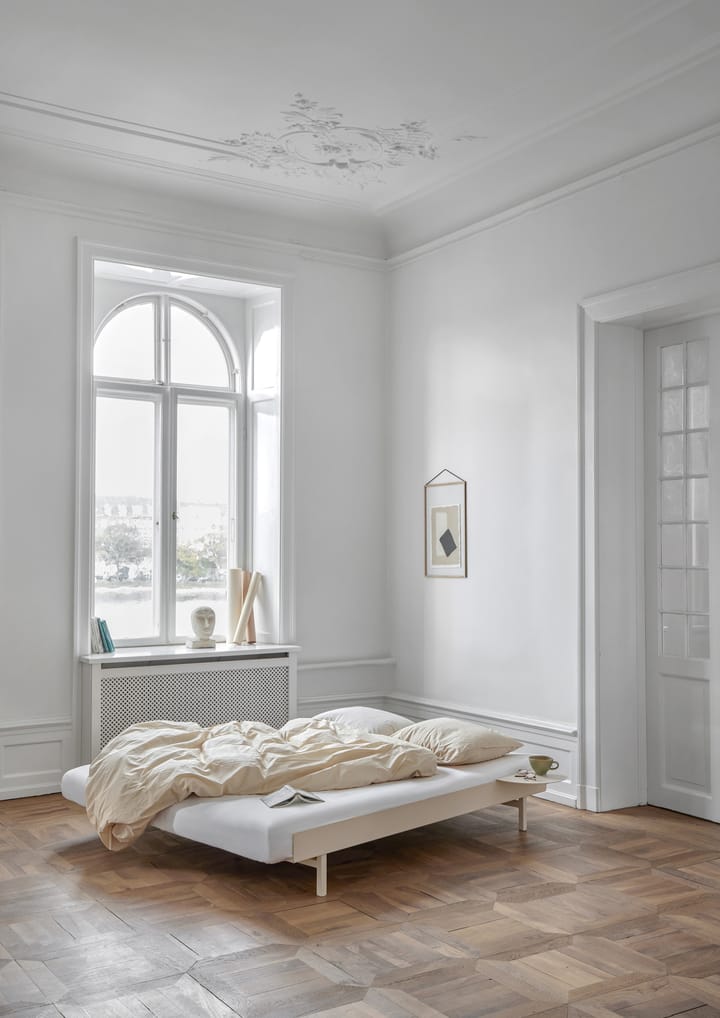 Utdragbar säng 90-180 cm med sängbord - Sand - MOEBE