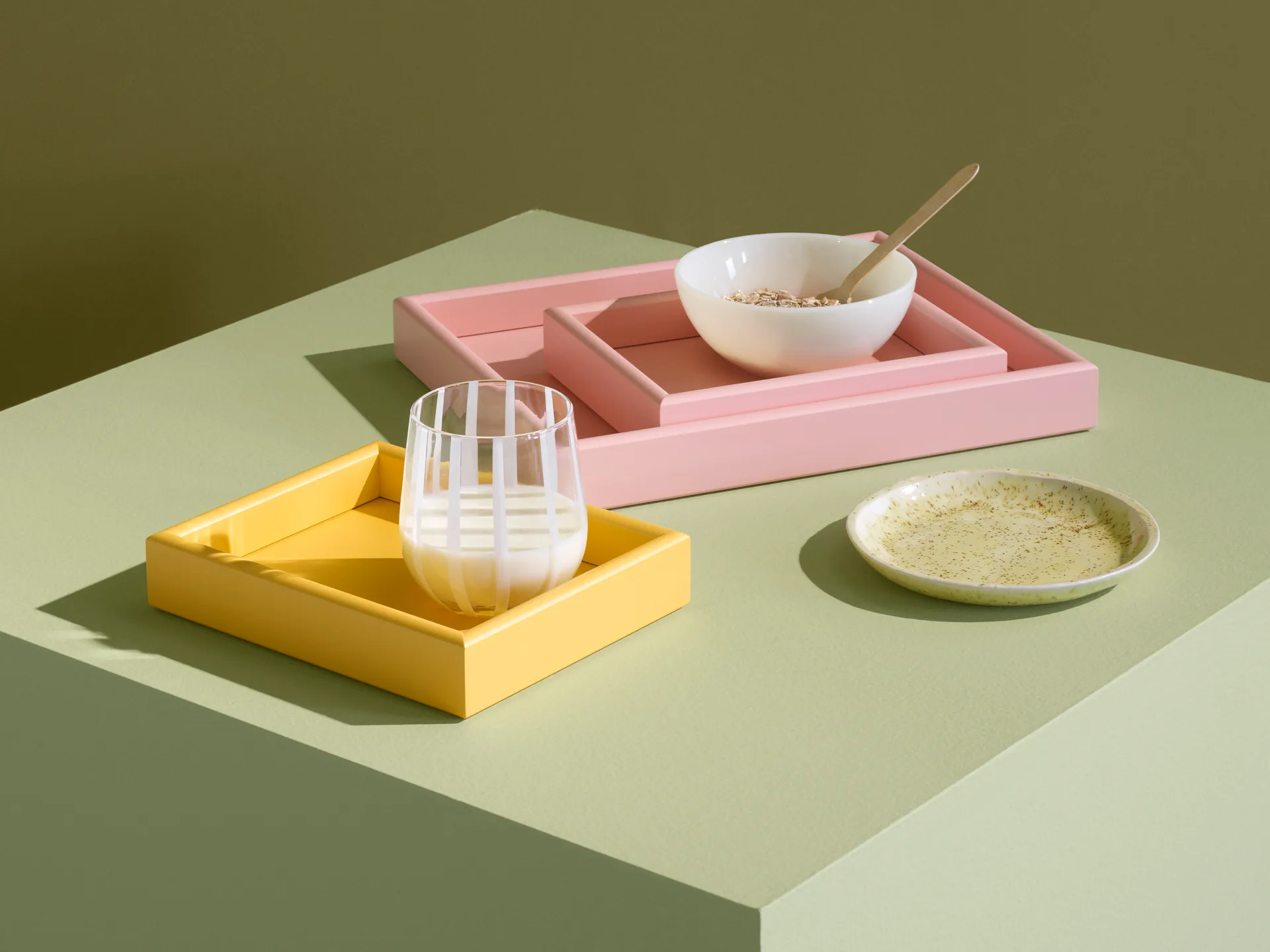 Arrange bricka small 17,3x21,4 cm, Ruby Montana