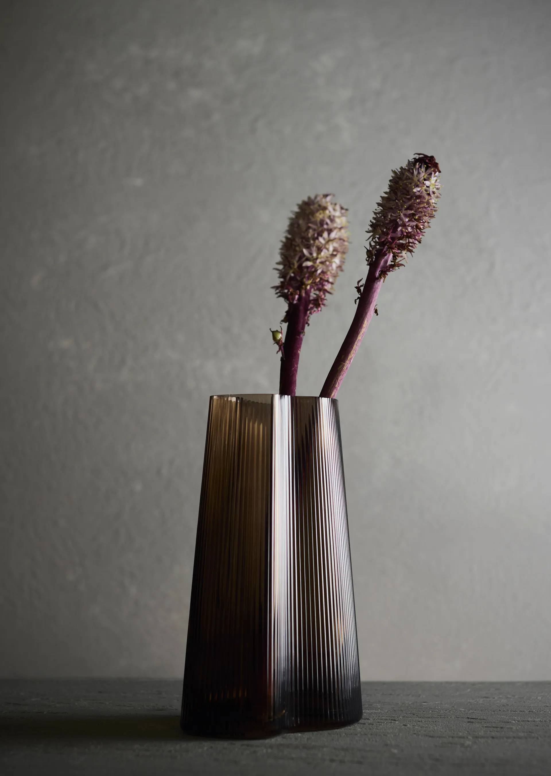 Ripe vas, Smoked brown, 26 cm MUUBS