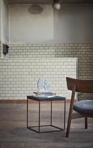 Tetra lounge chair - Granitfärgat tyg-mörkoljad ek - MUUBS