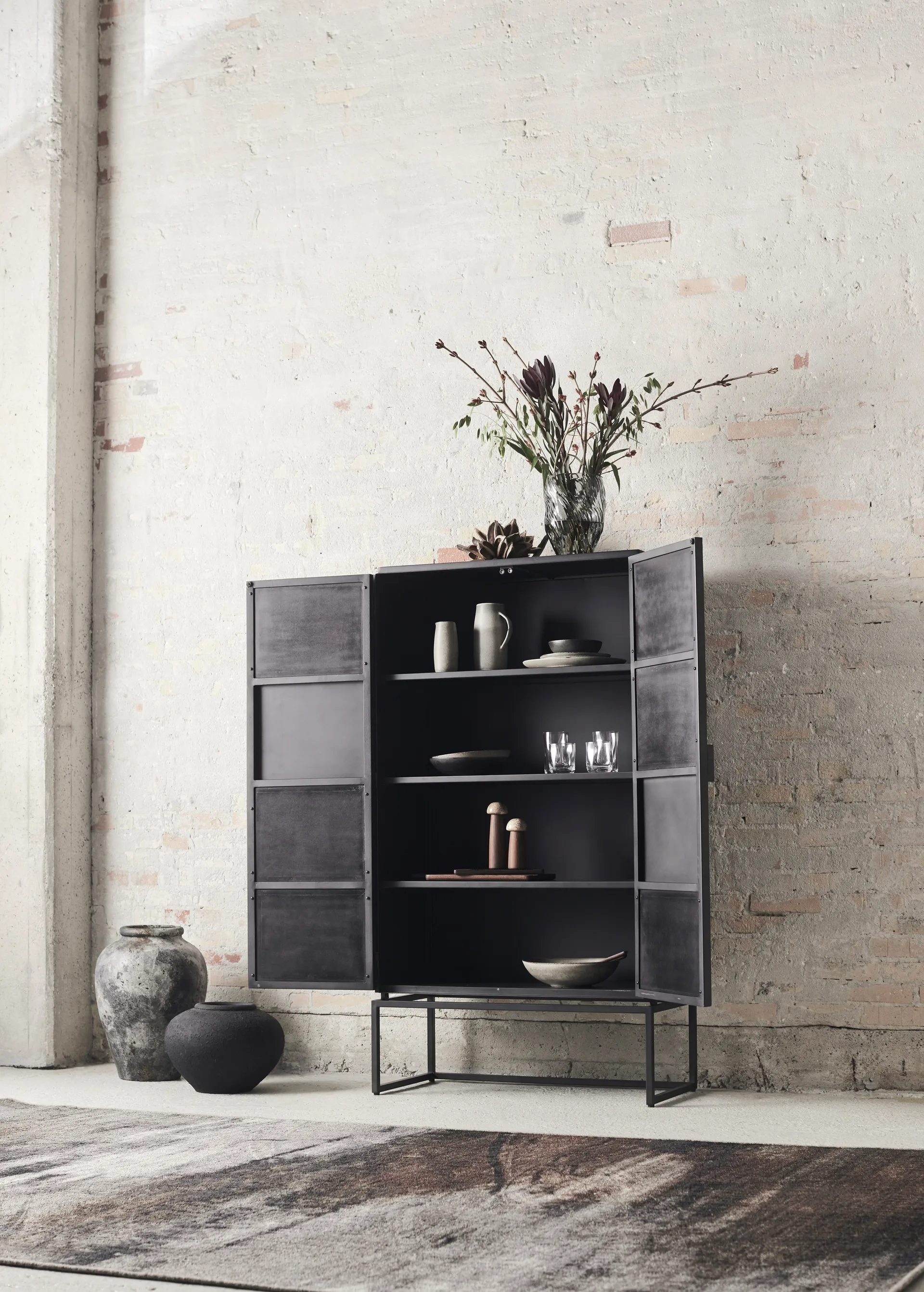 Yami salt- och pepparkvarn M, Karboniserad ask-marmor MUUBS