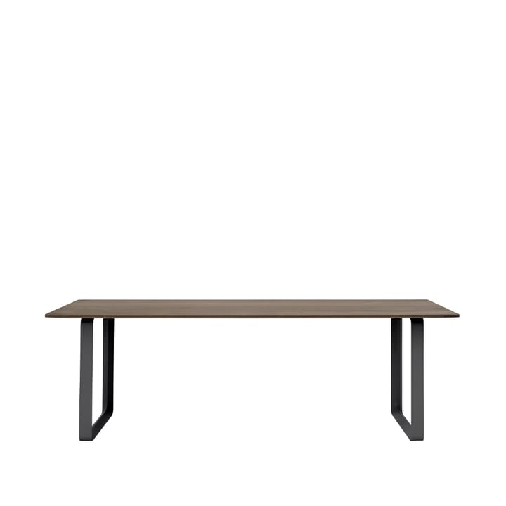 70/70 matbord 225x90 cm - Solid smoked oak-Black - Muuto