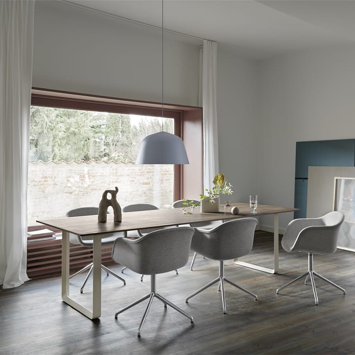 70/70 matbord 255x108 cm, Grey linoleum-Plywood-Sand Muuto