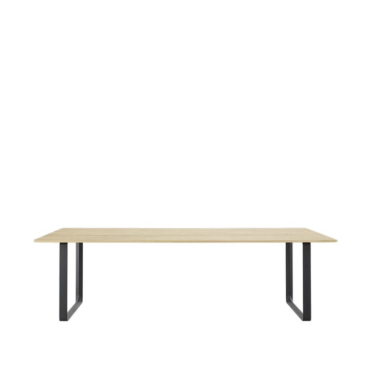 70/70 matbord 255x108 cm - Solid oak-Black - Muuto