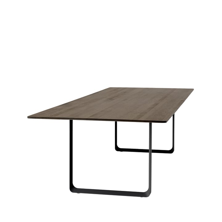 70/70 matbord 295x108 cm, Solid smoked oak-Black Muuto
