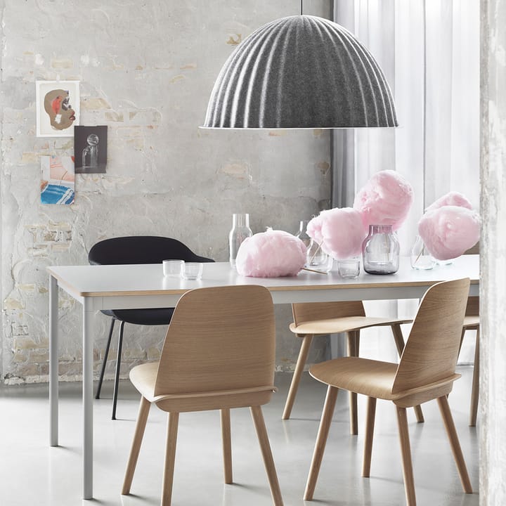 Base matbord, oak, svart stativ, plywoodkant, 250x90 cm Muuto