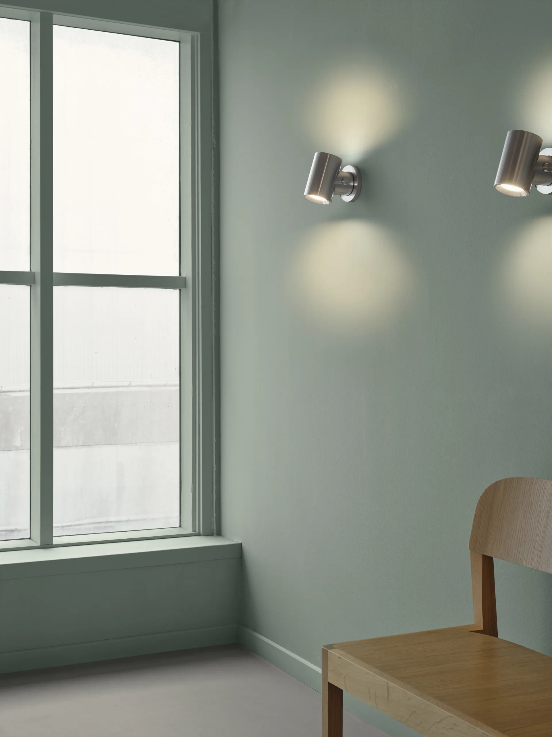 Beam vägglampa, Polerad aluminium Muuto