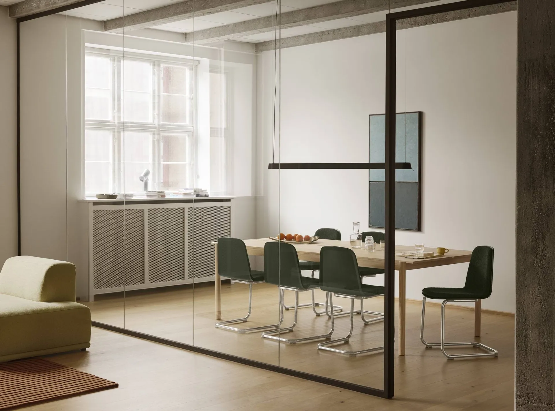 Brink Chair Cantilever Base stol, Ek-krom Muuto