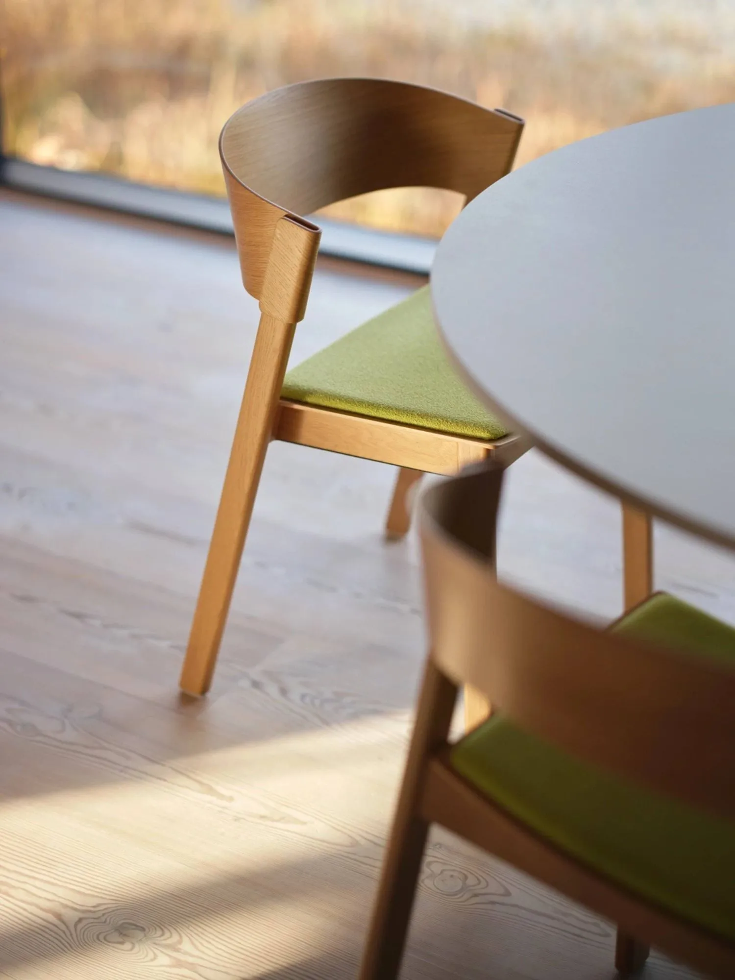 Cover sidostol, Oak Muuto