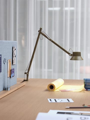 Dedicate L2 bordslampa med klämma - Brown Green - Muuto