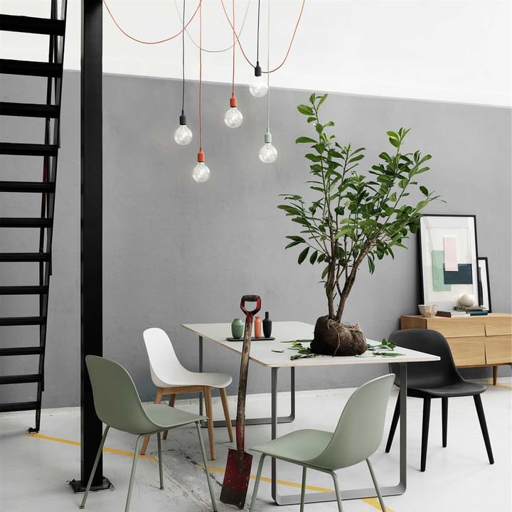 E27 lampa - svart - Muuto