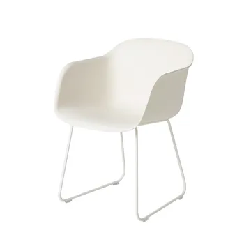 Fiber Karmstol tube base - Refine leather cognac-Black - Muuto