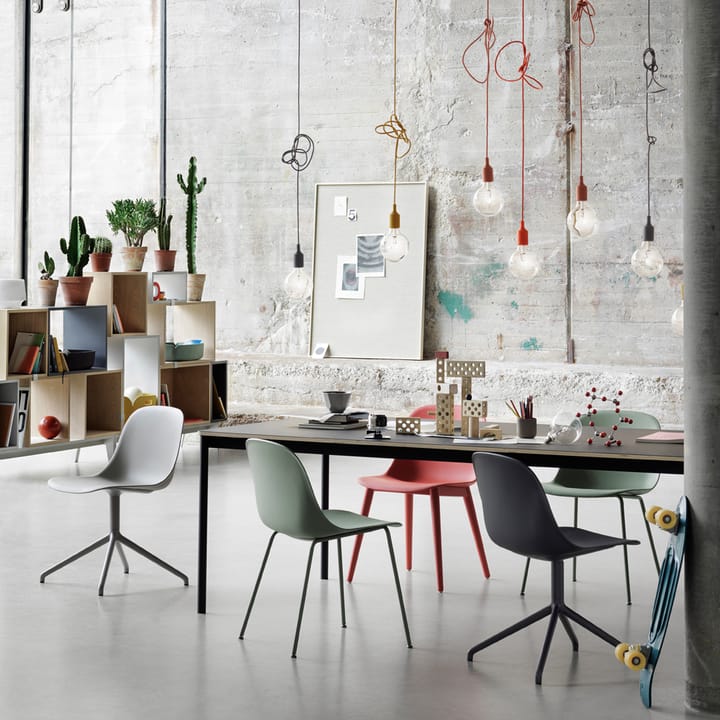 Fiber stol stålmedar plastsits, Black-Anthracite black Muuto