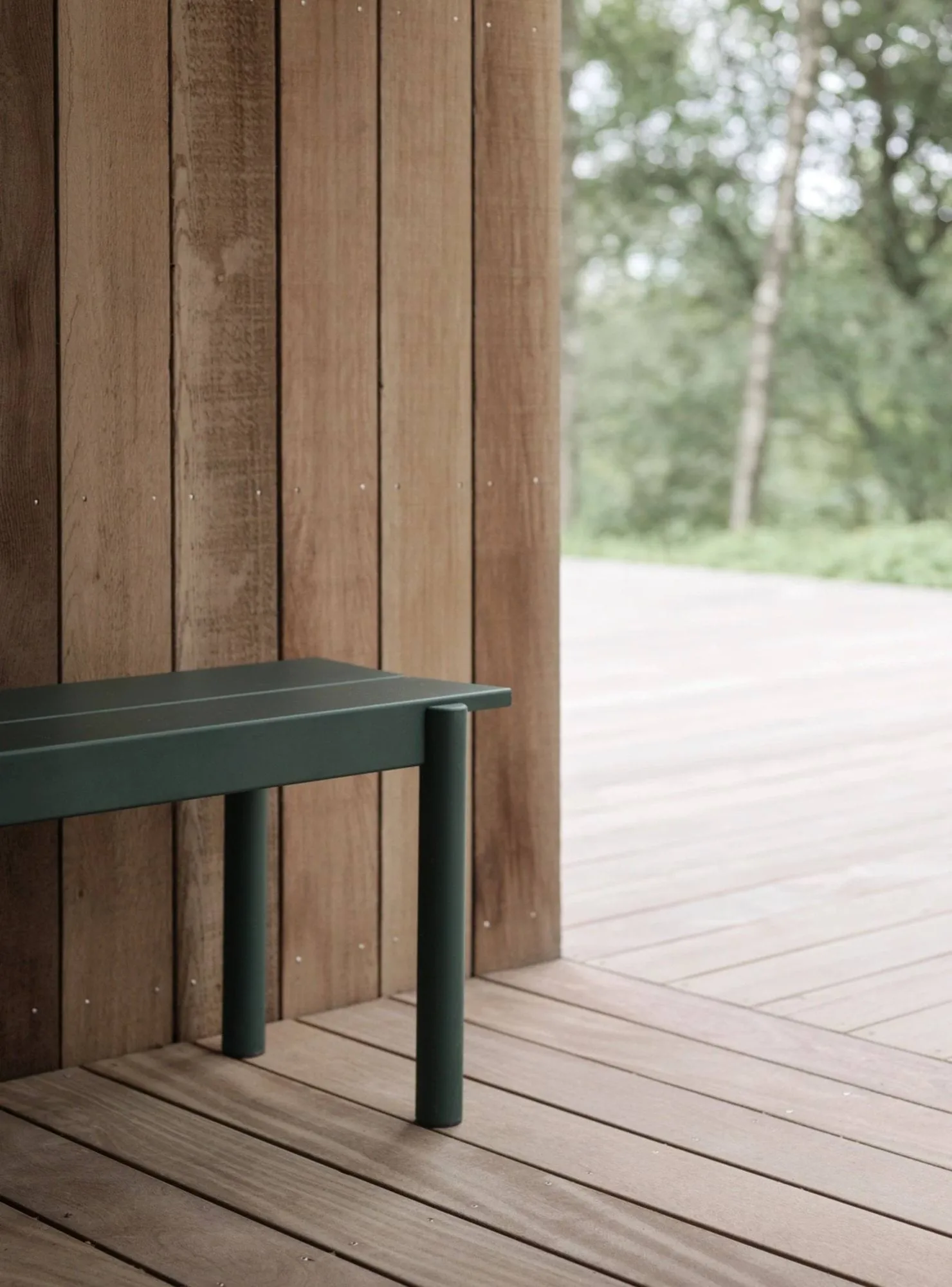 Linear steel bench bänk 110x34 cm, Dark green Muuto