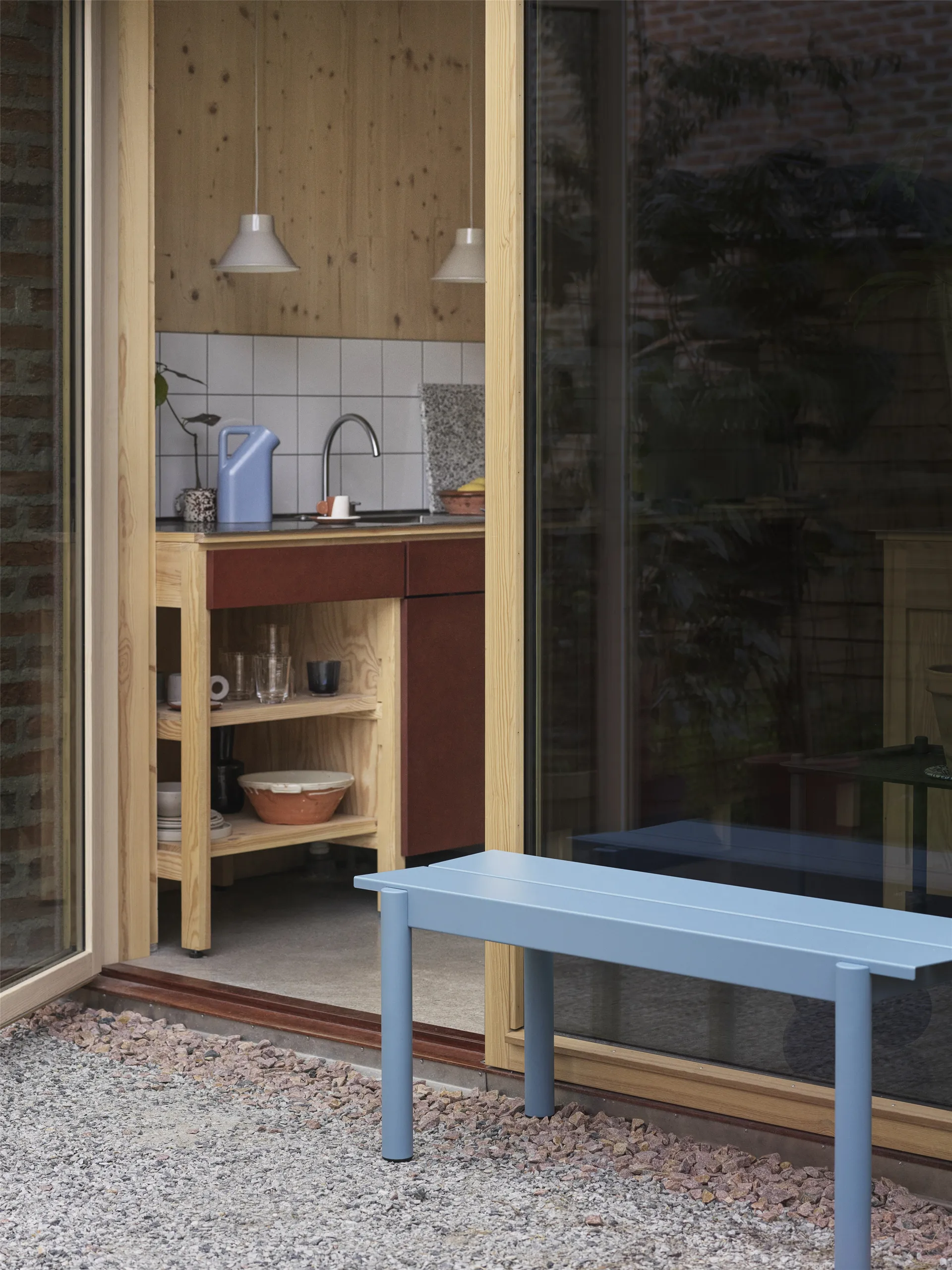 Linear steel bench bänk 110x34 cm, Pale blue Muuto