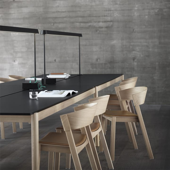Linear System bord 142x240 cm, Black nanolaminate-Black-Oak Muuto