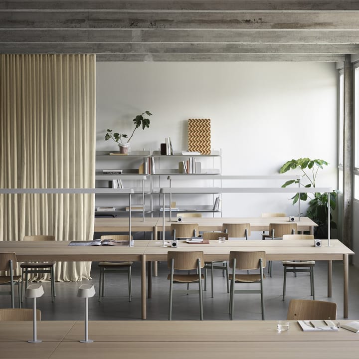 Linear System bord 142x240 cm, Black nanolaminate-Black-Oak Muuto