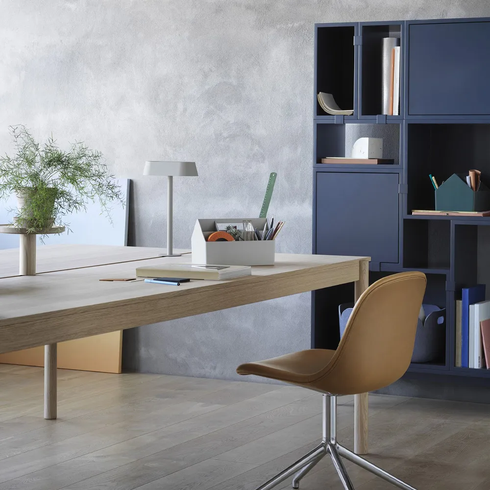 Linear System End Module bord, Oak veener-Oak 240x142 cm Muuto