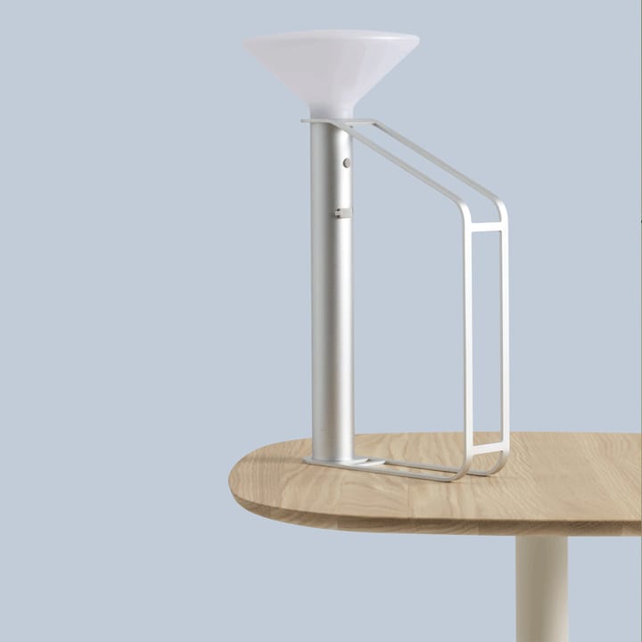 Piton Portable bordslampa - aluminium - Muuto