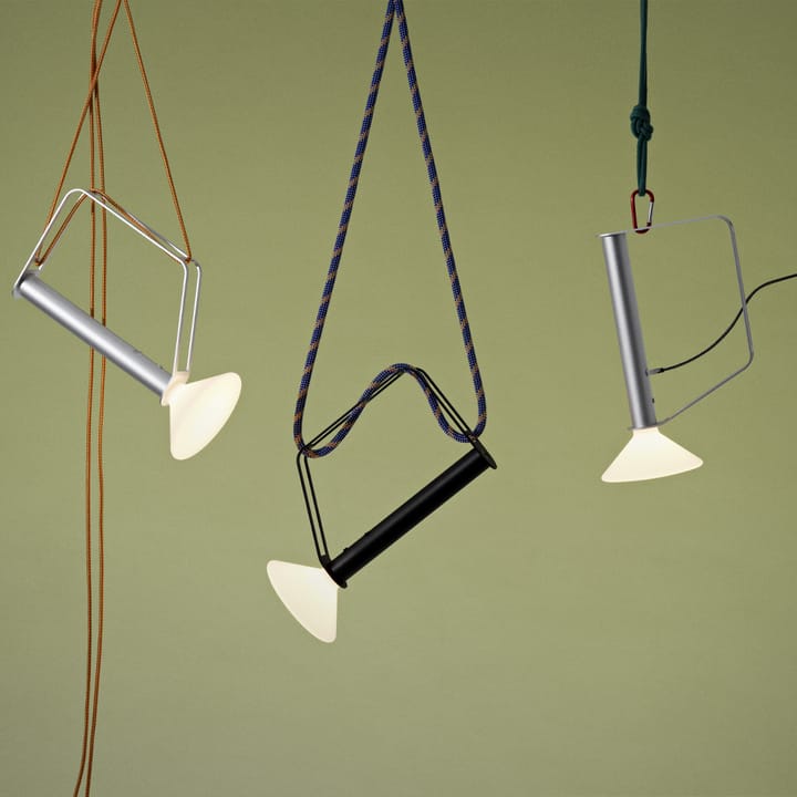 Piton Portable bordslampa - aluminium - Muuto