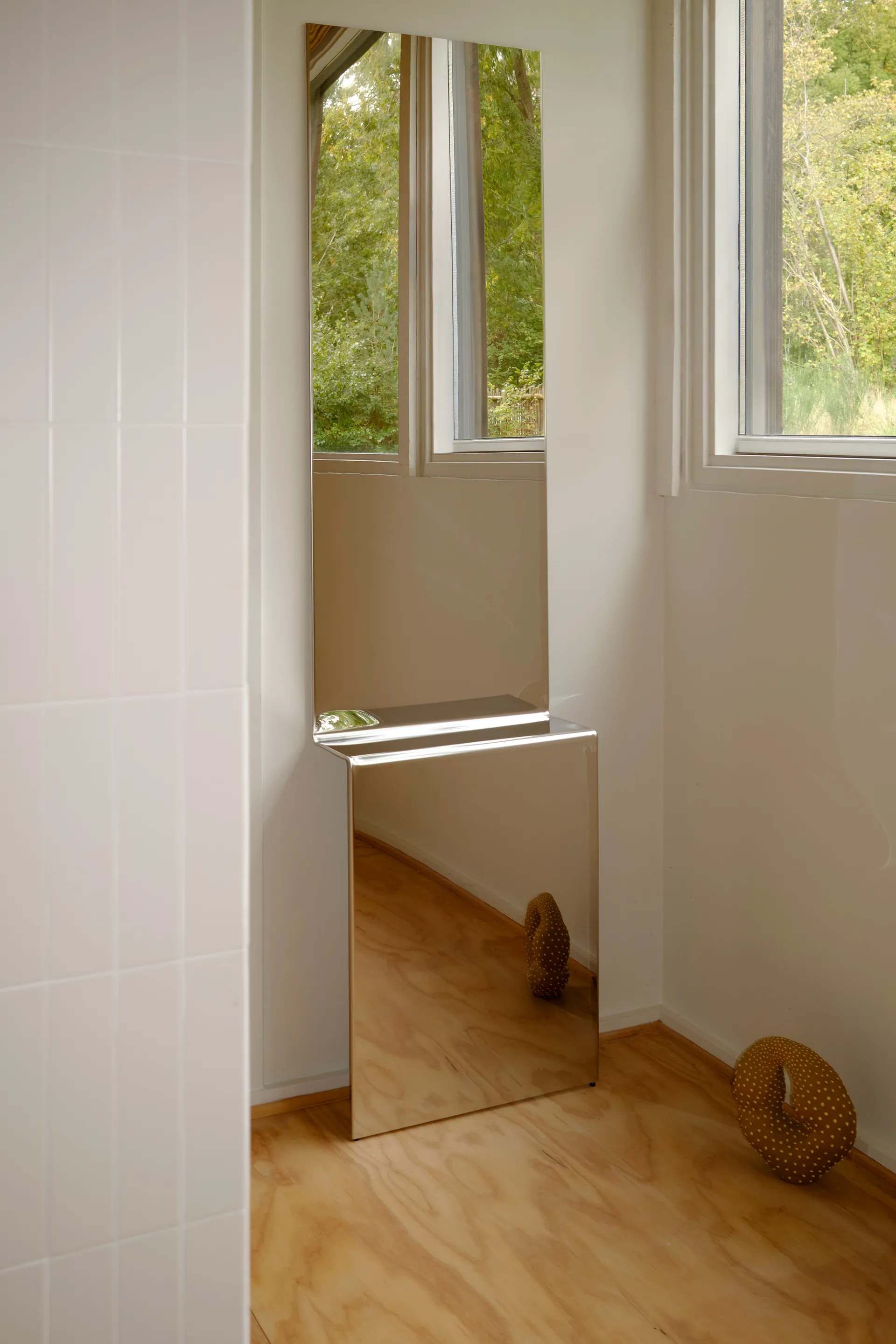 Pleat väggspegel, Polerat stål, 227x57 cm Muuto