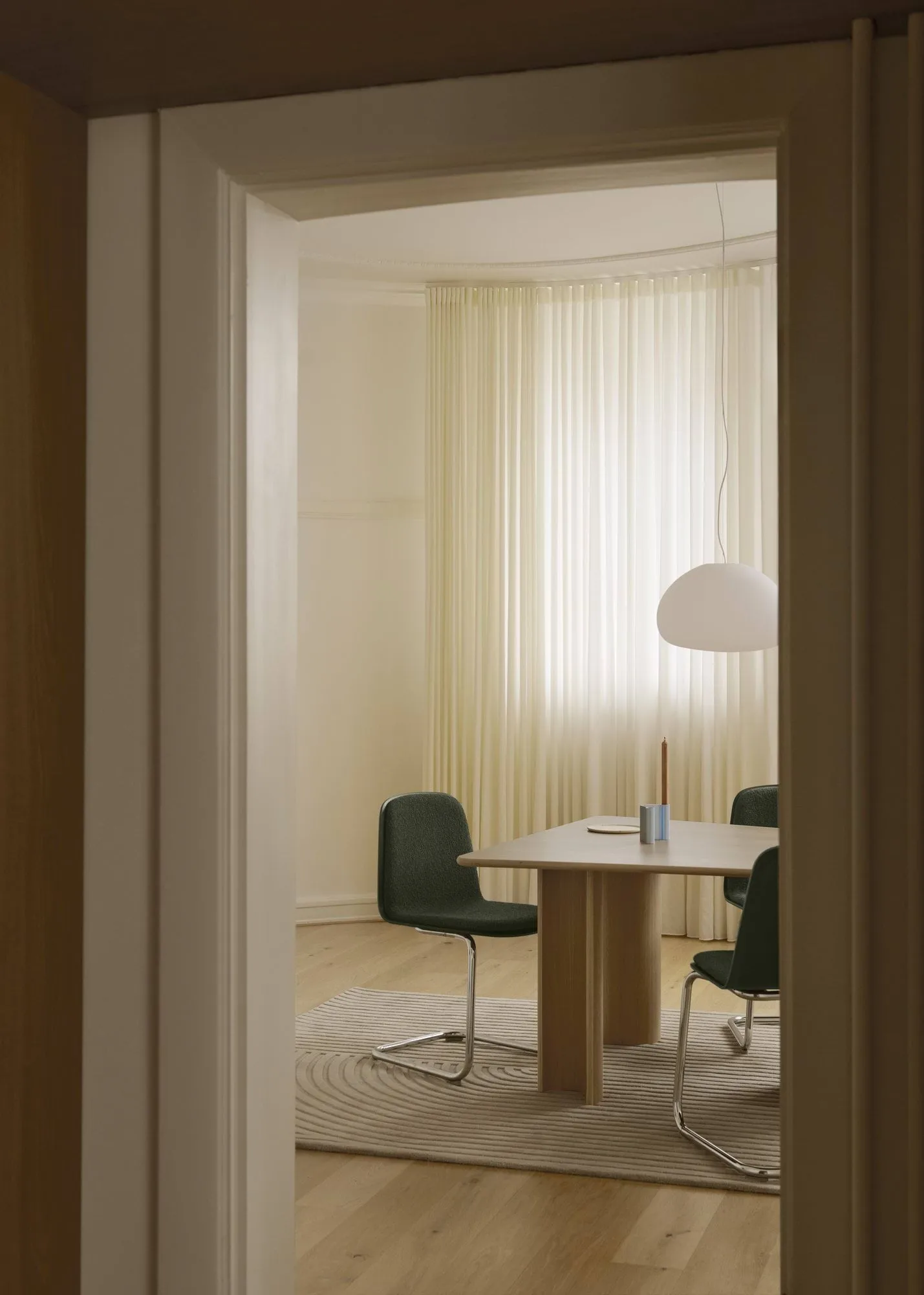 Relevo Rug Quattro ullmatta, Taupe, 200x300 cm Muuto