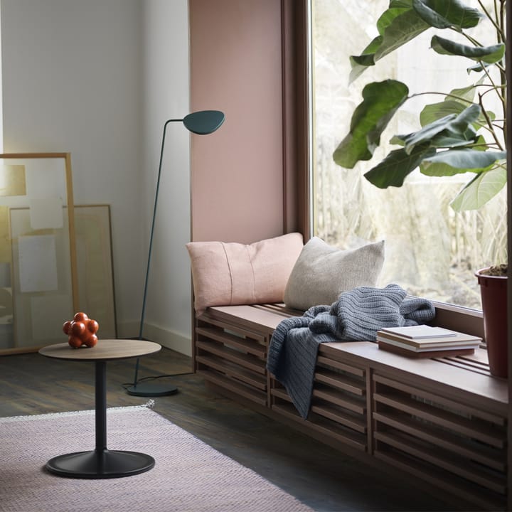 Soft sidobord Ø41cm, Orange laminate H: 40 cm Muuto