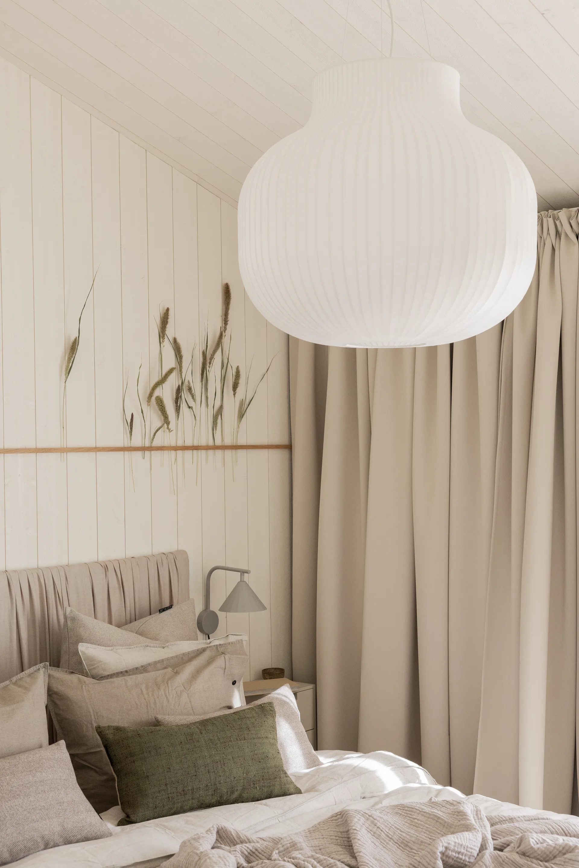 Strand taklampa close, 60 cm Muuto