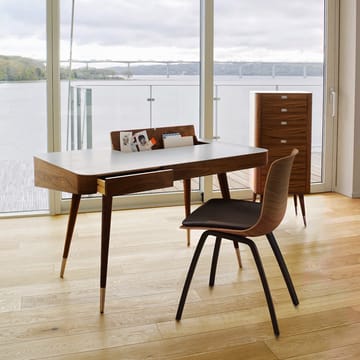AK 1330 skrivbord - ek olja/vit, corian topp - Naver Collection