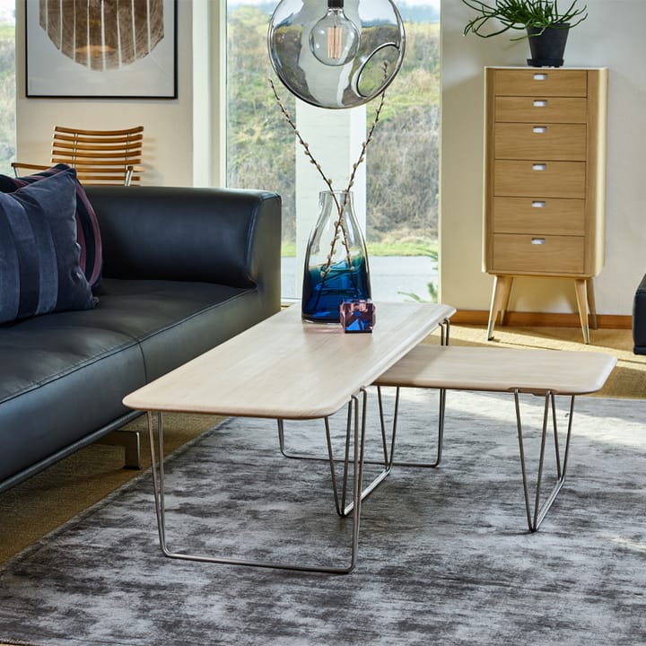 AK 825 soffbord, ask olja, svart stativ Naver Collection