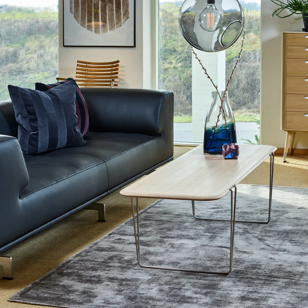 AK 830 soffbord, ask olja, svart stativ Naver Collection