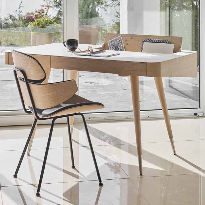 Midas GM 576 karmstol, Svart läder select-oljad ek Naver Collection
