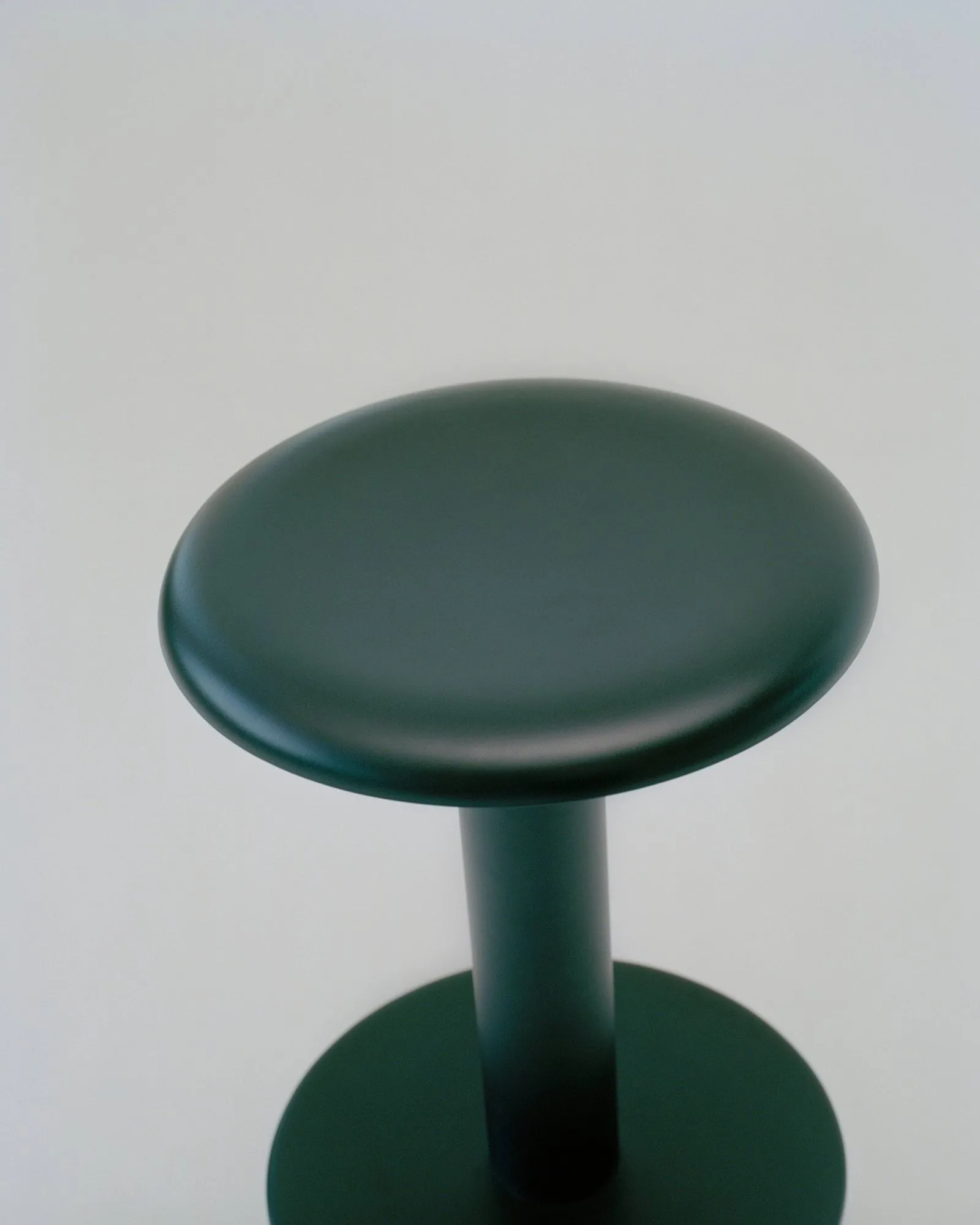 Coupe rund pall, Black, Ø40x46 cm New Works