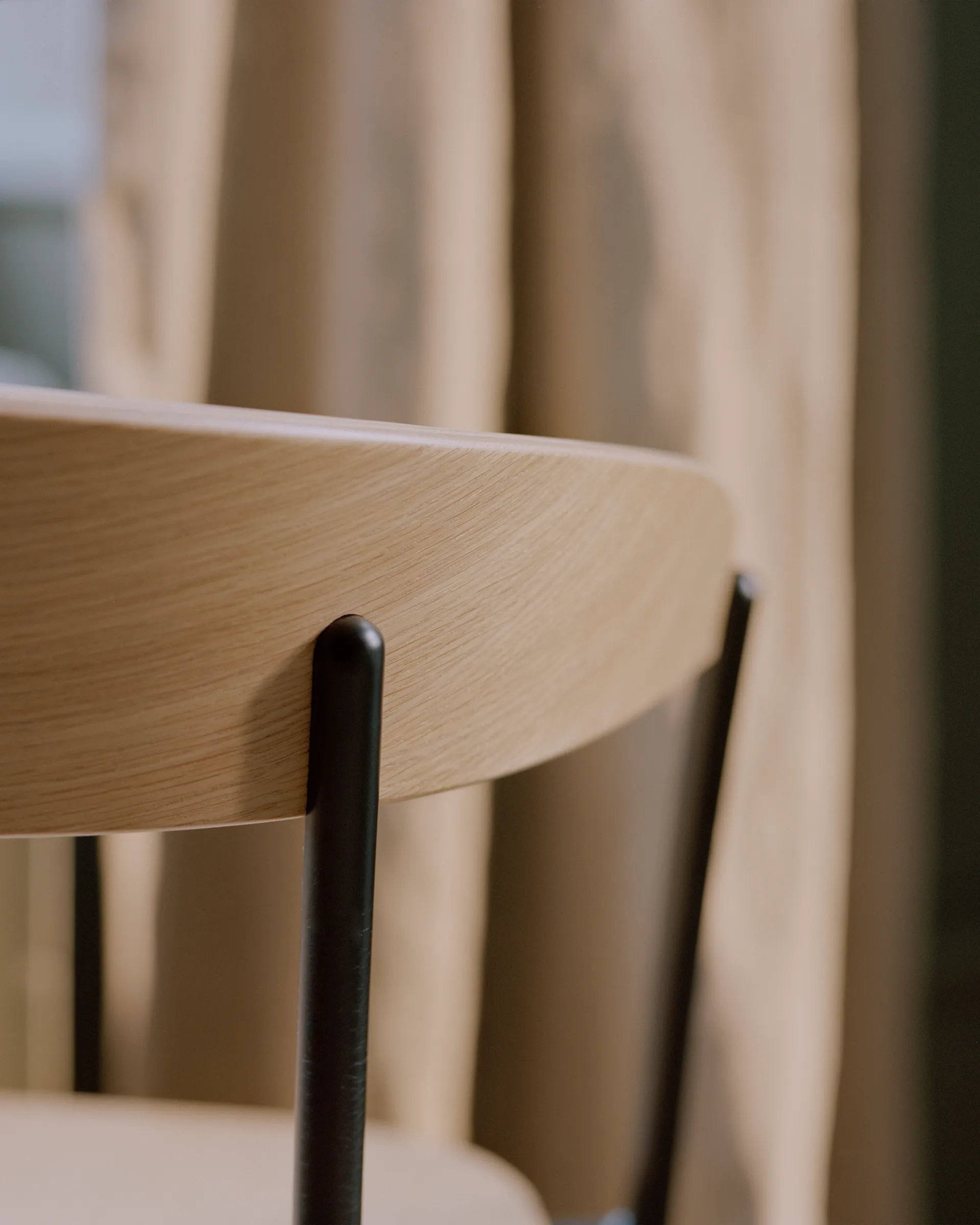 Missing karmstol, Ek New Works