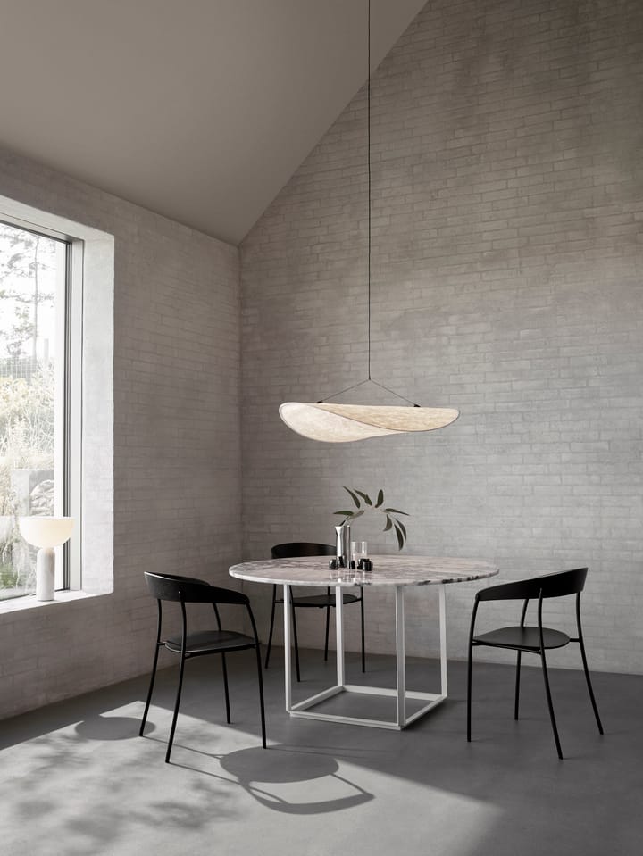 Missing karmstol, Svart ask New Works