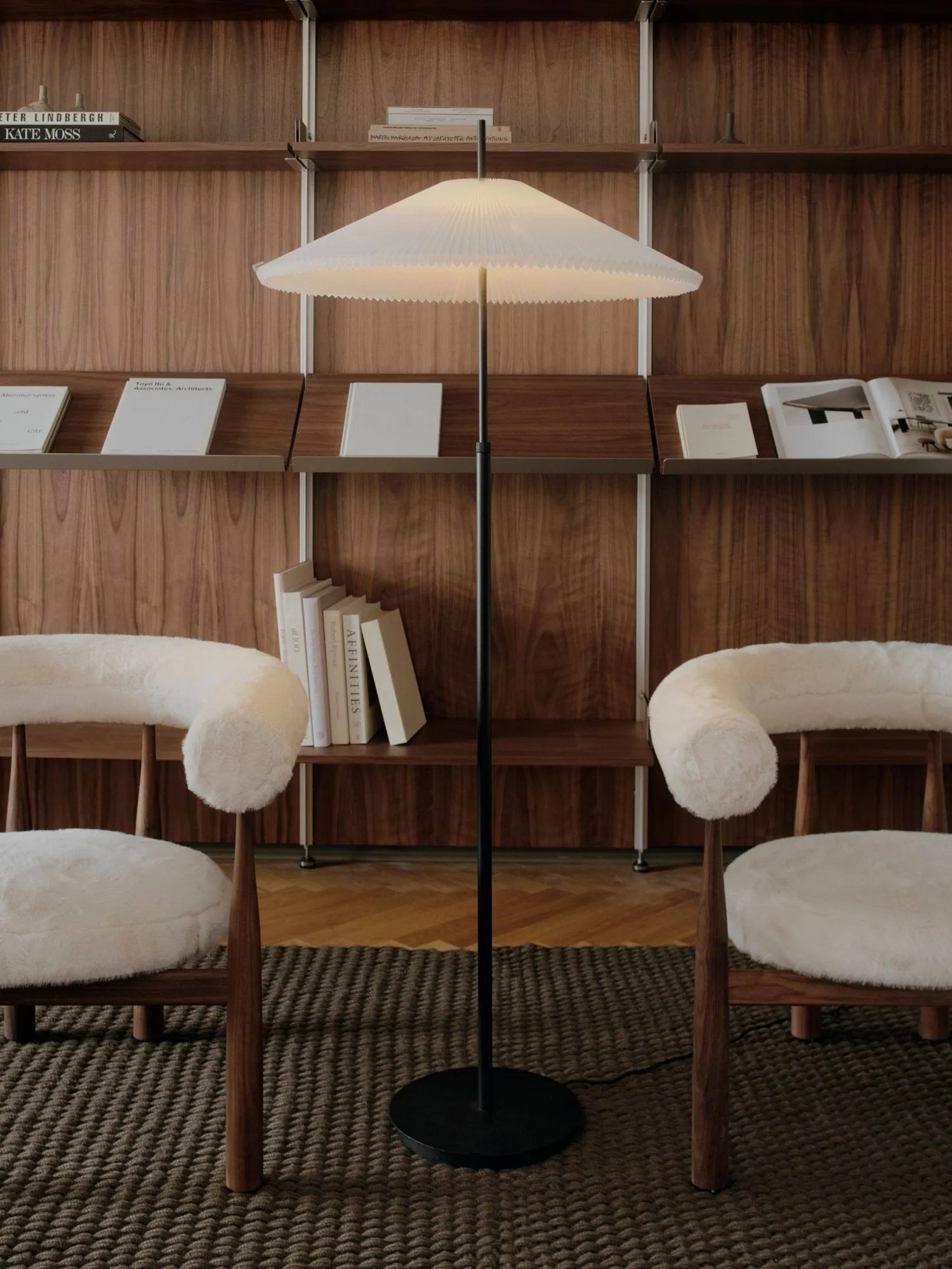 Nebra golvlampa, White (vit), 150 cm New Works