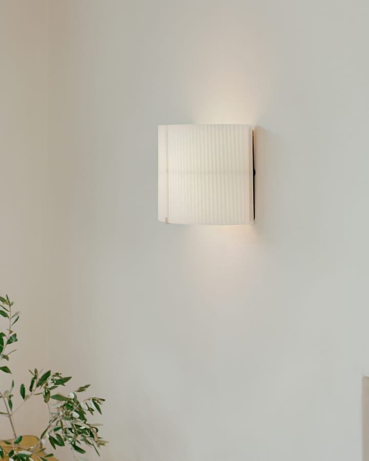 Nebra vägglampa Ø27-40 cm - White - New Works