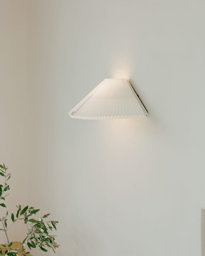 Nebra vägglampa Ø27-40 cm - White - New Works