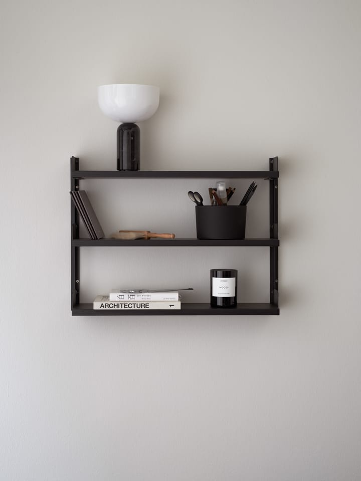 New Works Tea Shelf vägghängd hylla 46x62,5 cm, Svart ask New Works