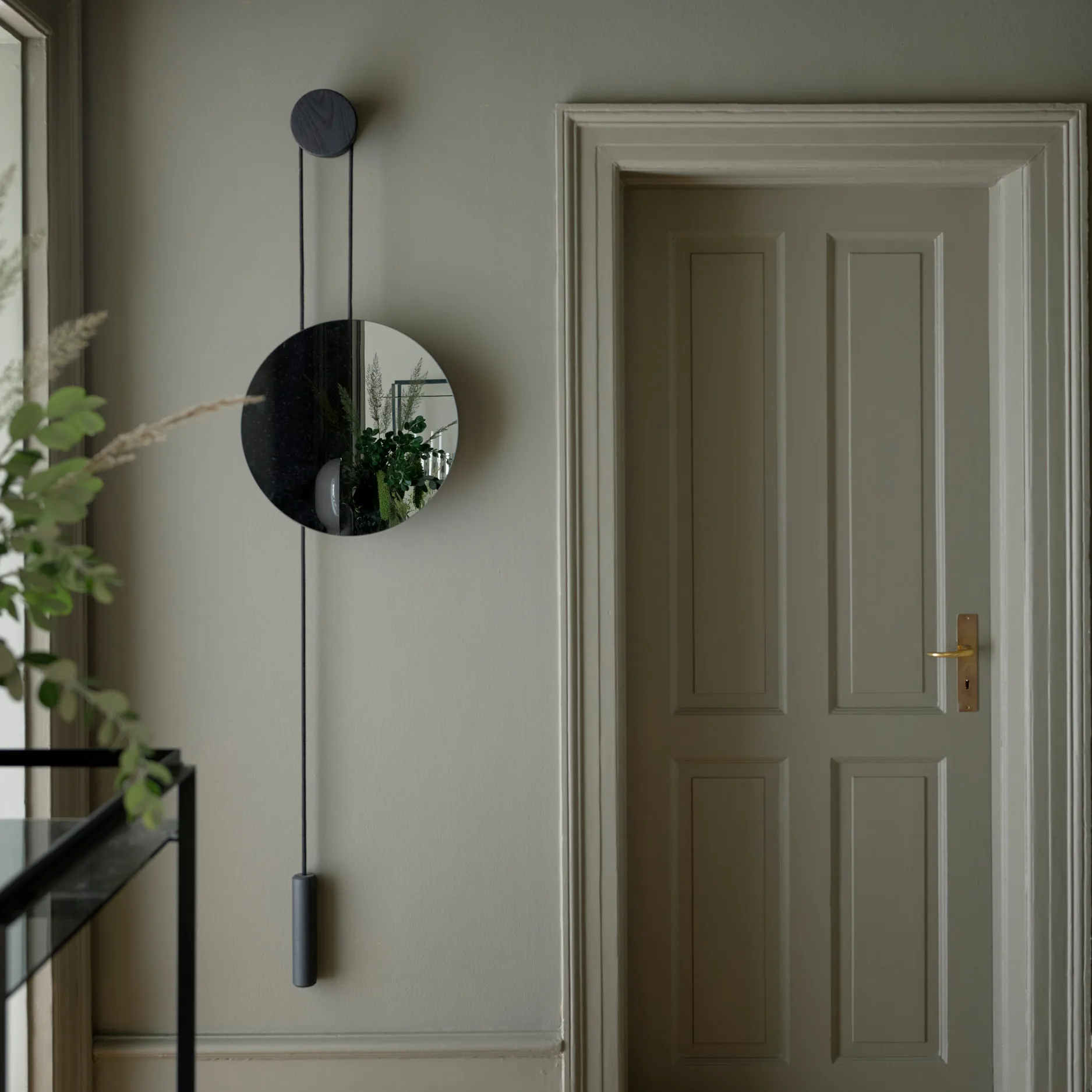 Rise and Shine spegel, Burned oak-steel weight New Works