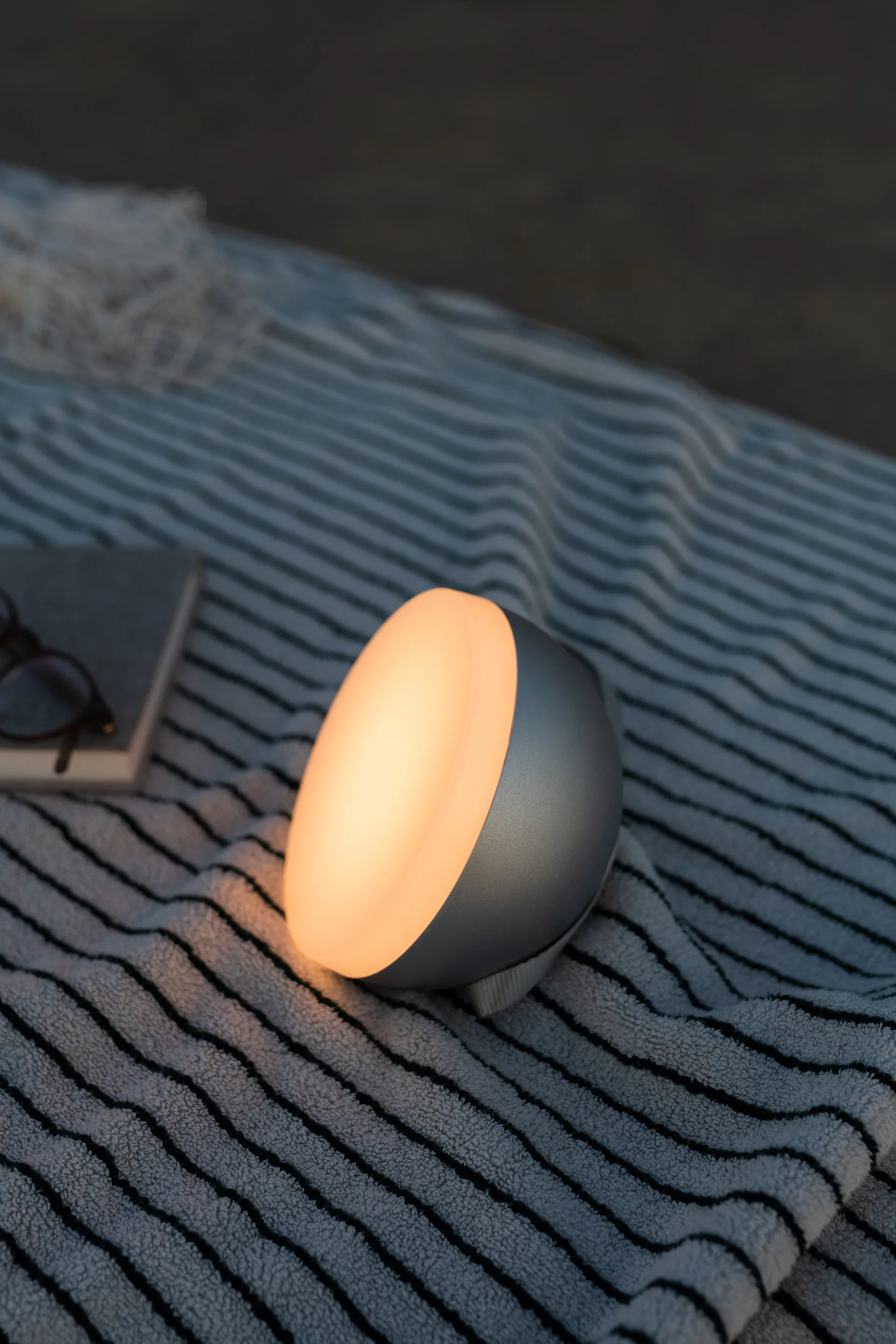 Sphere portable lampa, Warm grey New Works