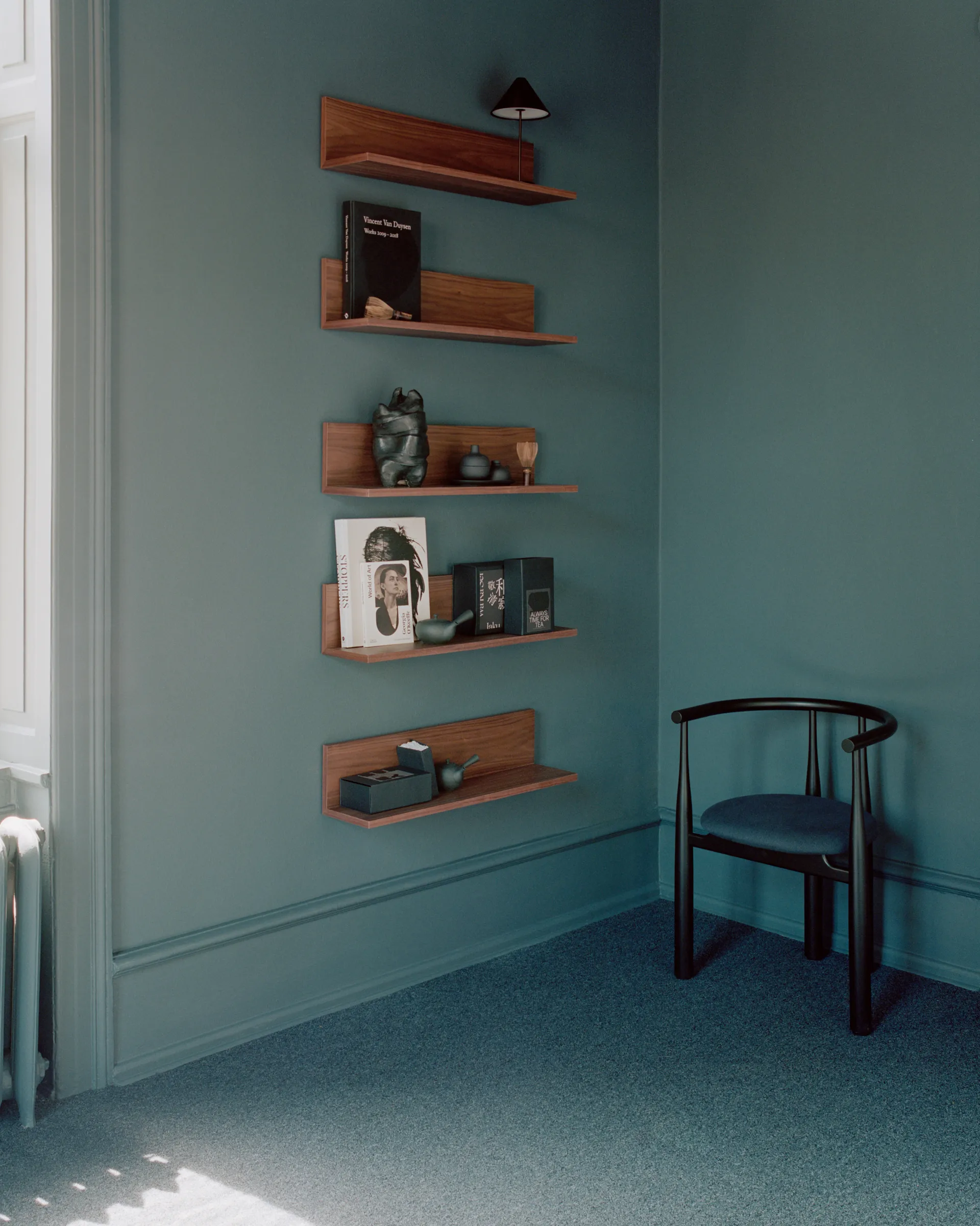 Tana vägghylla 75 cm, Valnöt New Works