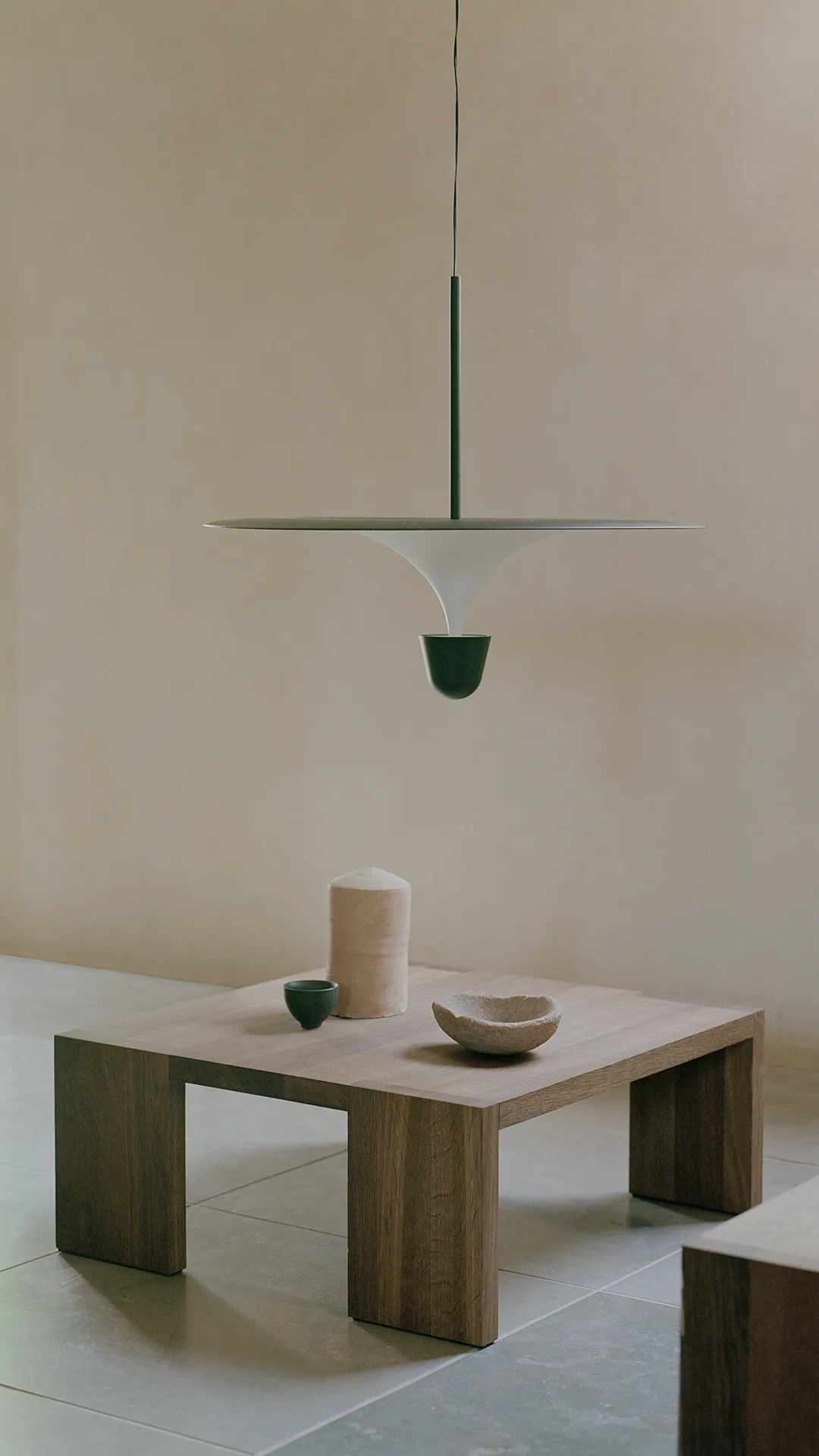 Tennon soffbord, Fumed Oak, 61x61 cm New Works